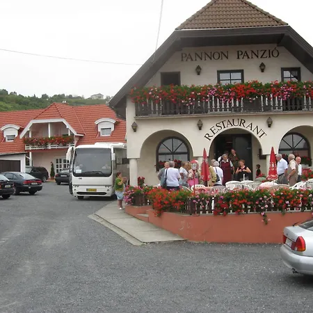 Guest house Pannon Panzio Restaurant *