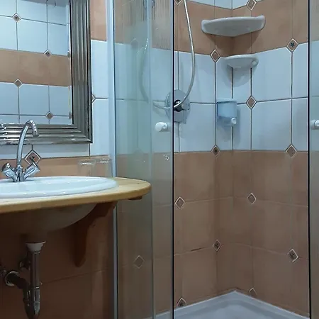 Affittacamere Pannon Panzió Restaurant 4*