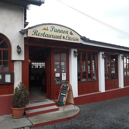 Pannon Panzio Restaurant * Pannonhalma