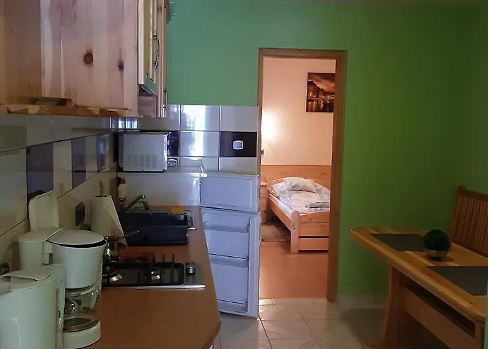 Pannon Panzio Restaurant Гостевой дом Паннонхальма