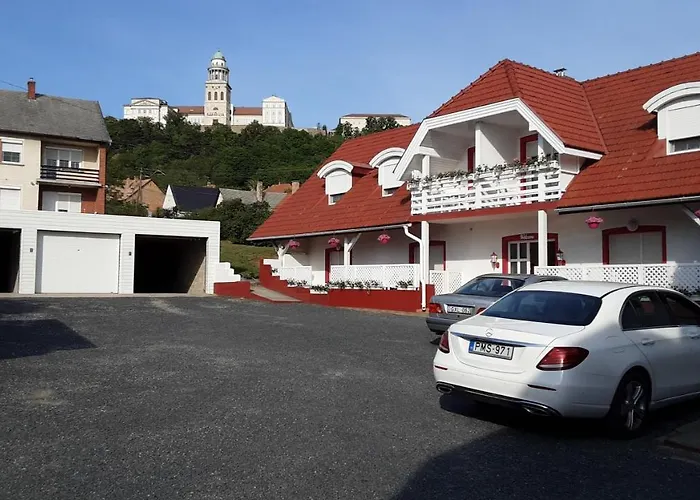 Гостевой дом Pannon Panzio Restaurant
